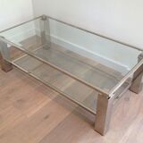 Table basse moderniste chromée. Travail français. Vers 1970