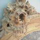 Pediment Louis XV in carved wood shell dating from the 1930 in walnut