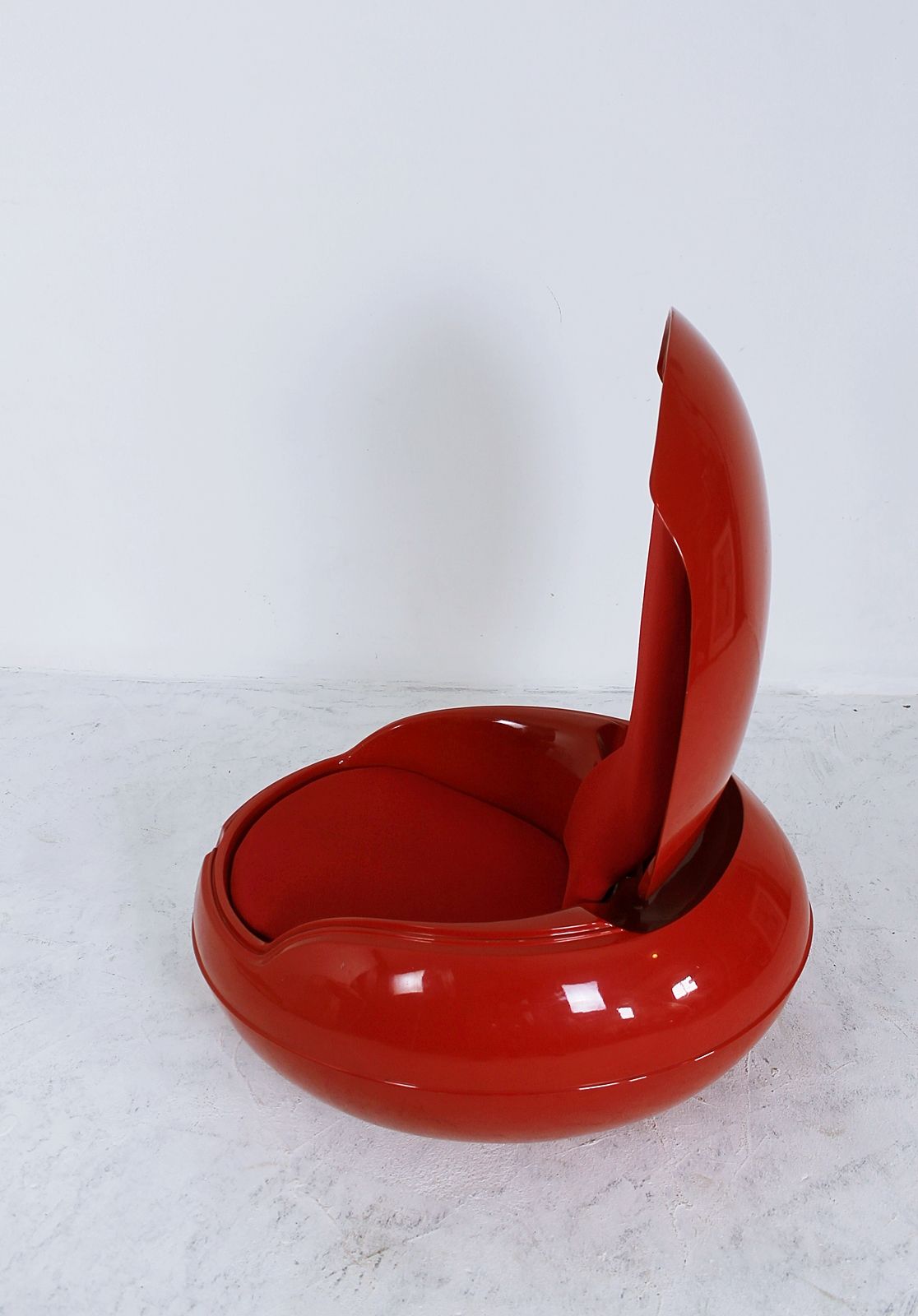 Garden Egg chair by Peter Ghyczy for VEB Synthese Werk East Germany
