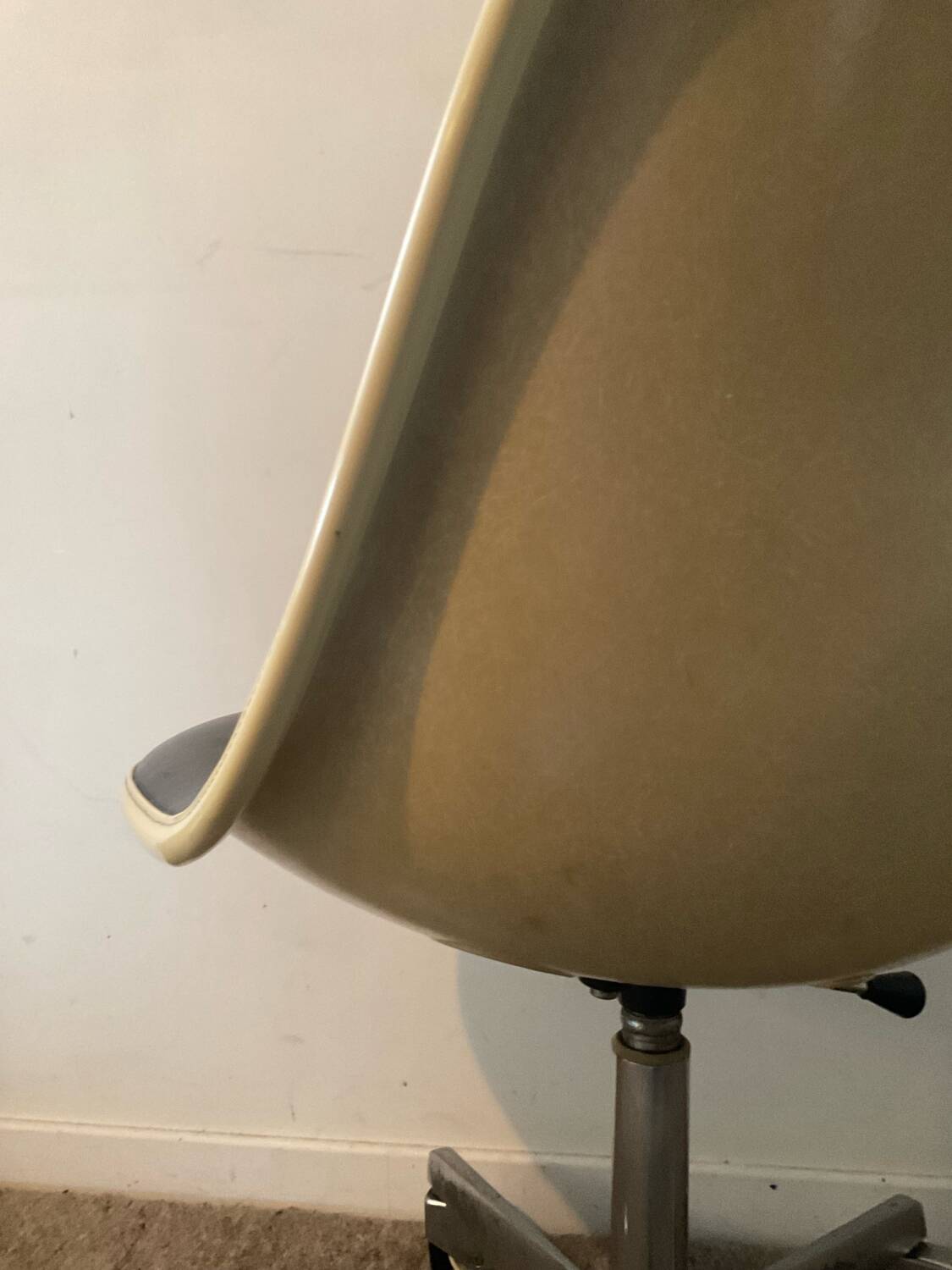 Charles & Ray Eames office chair, Herman Miller edition
