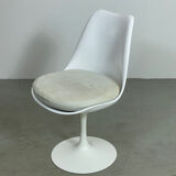 Eero Saarinen chaises tulipes en cuir blanc