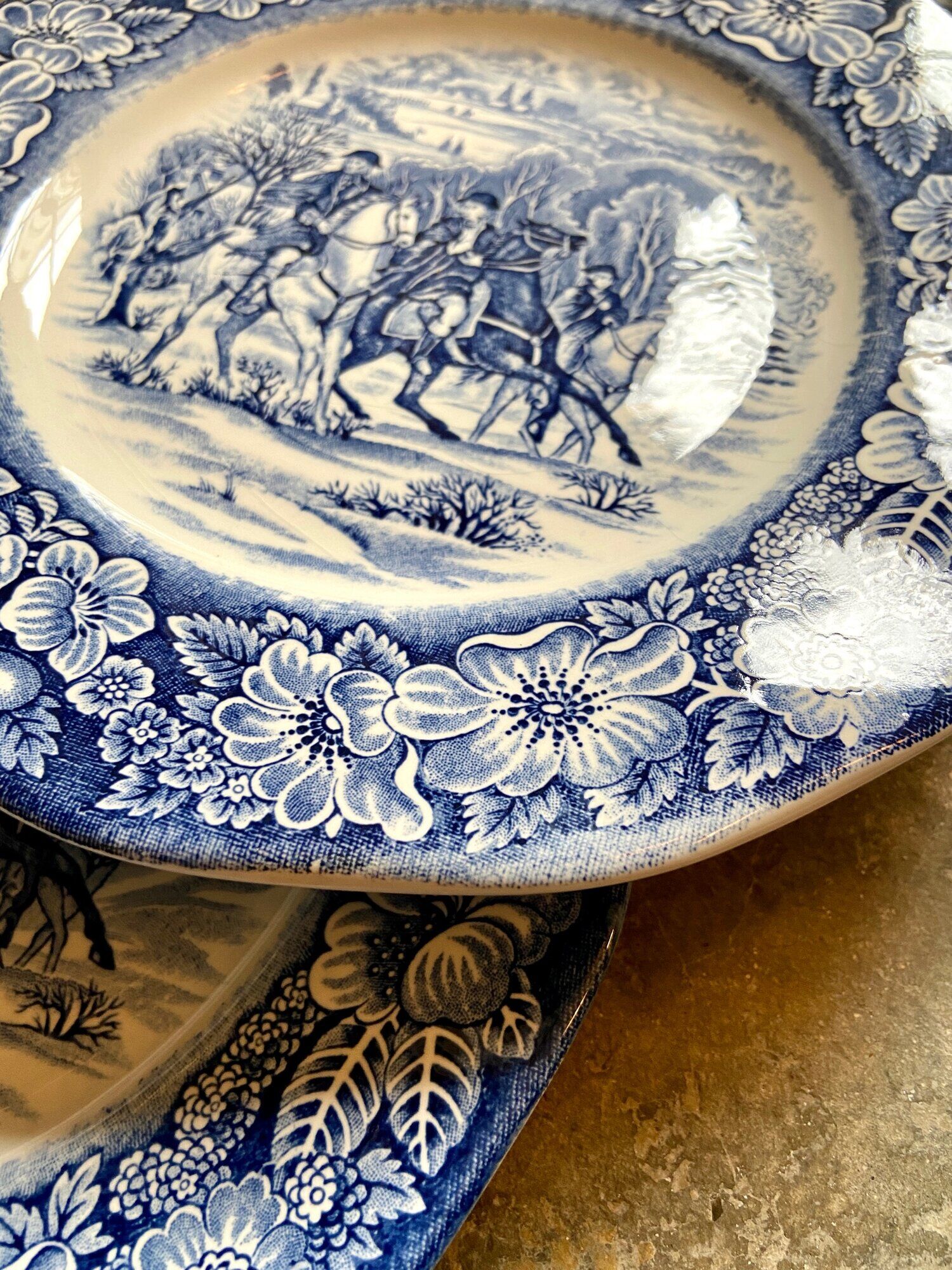 10 flat plates in English iron earth Liberty blue