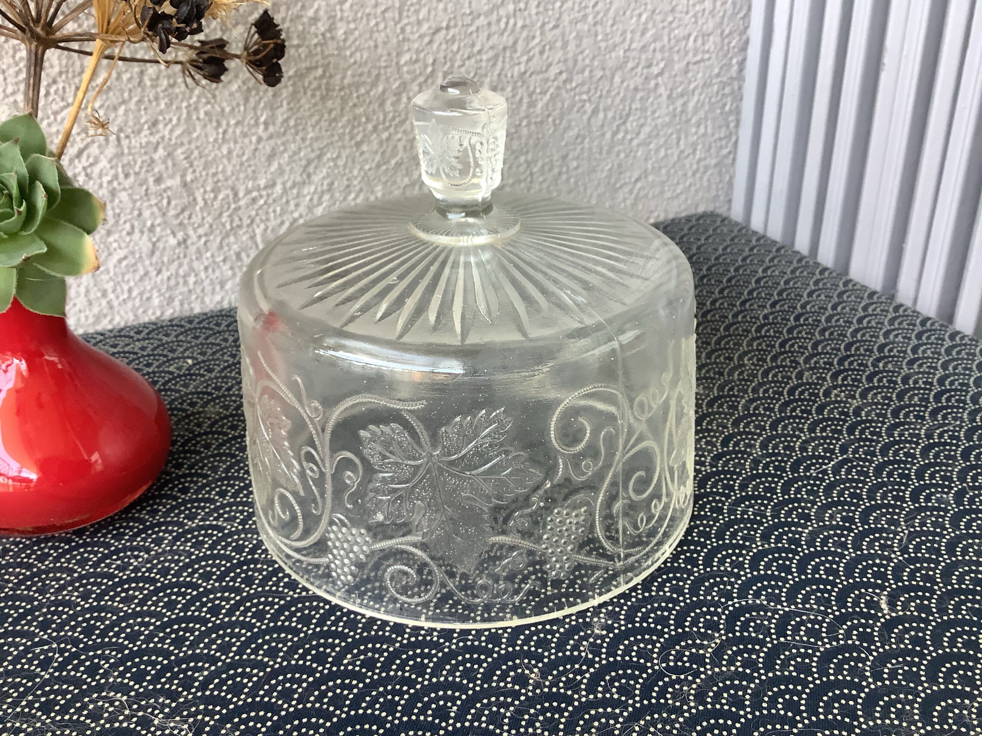 Art Deco molded glass cheese bell