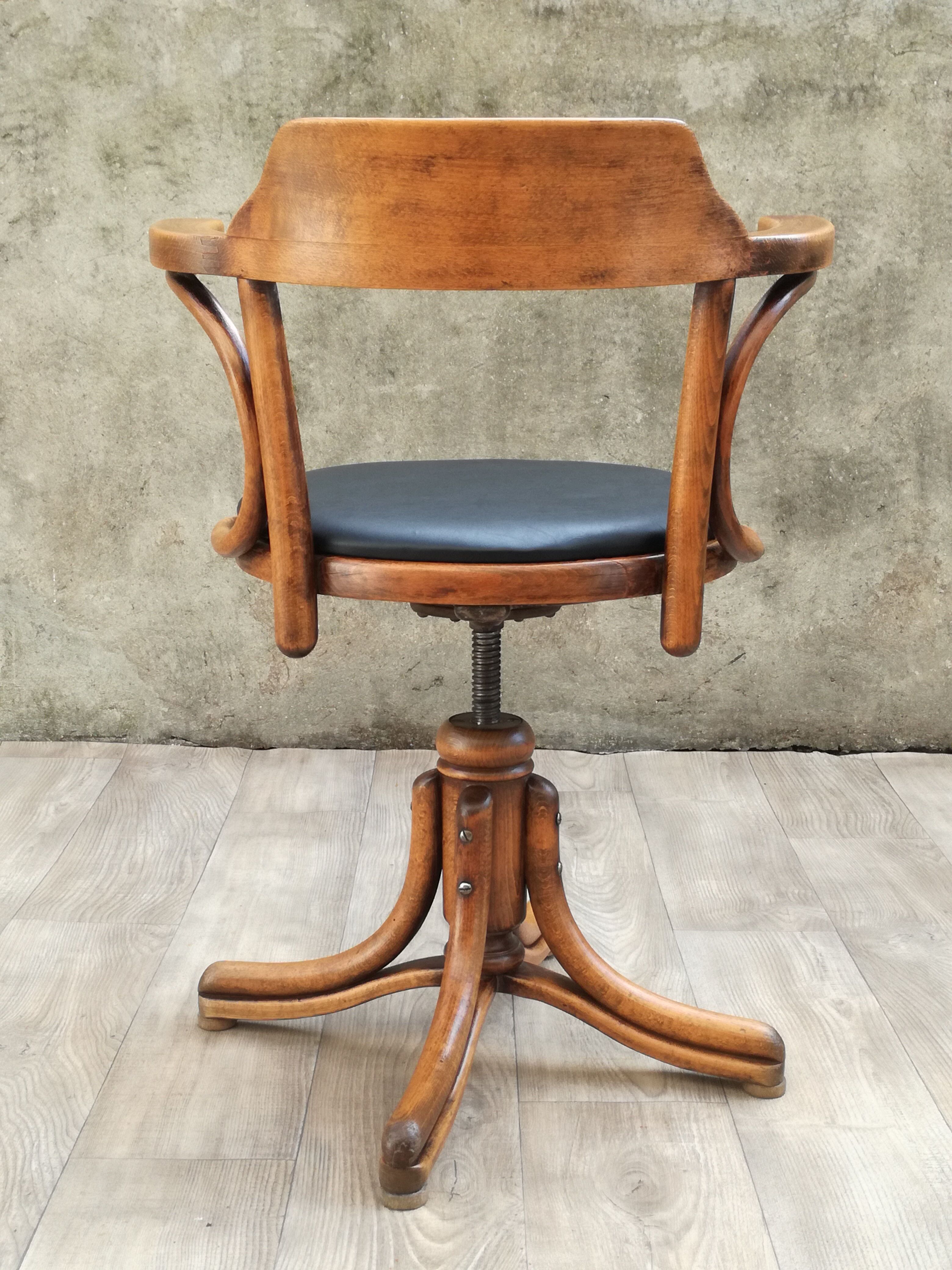 Thonet armchair