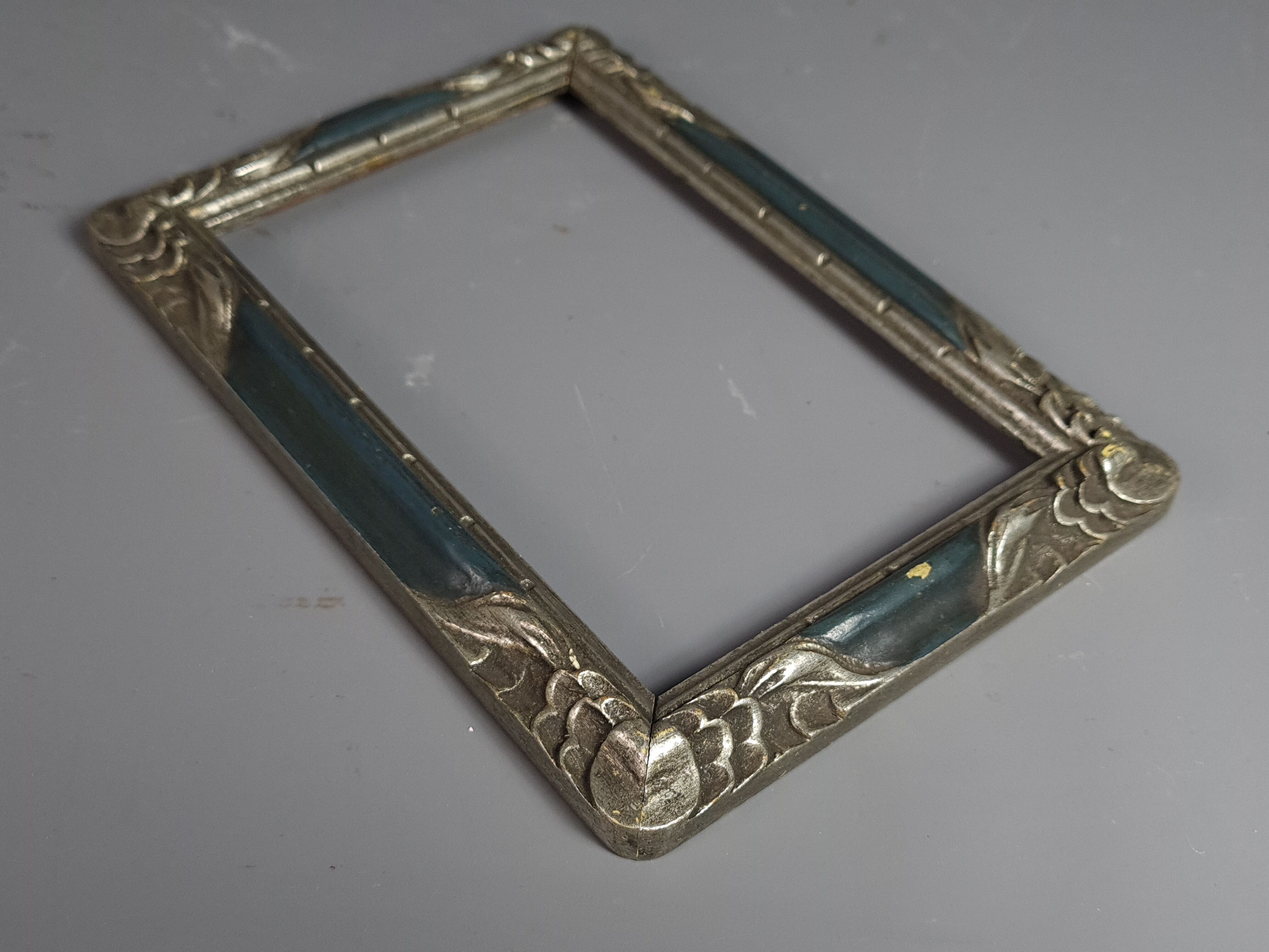 Old Art Deco frame carved wood silver 16.6x11.6 cm, hardwood 14.3x9.4 cm SB
