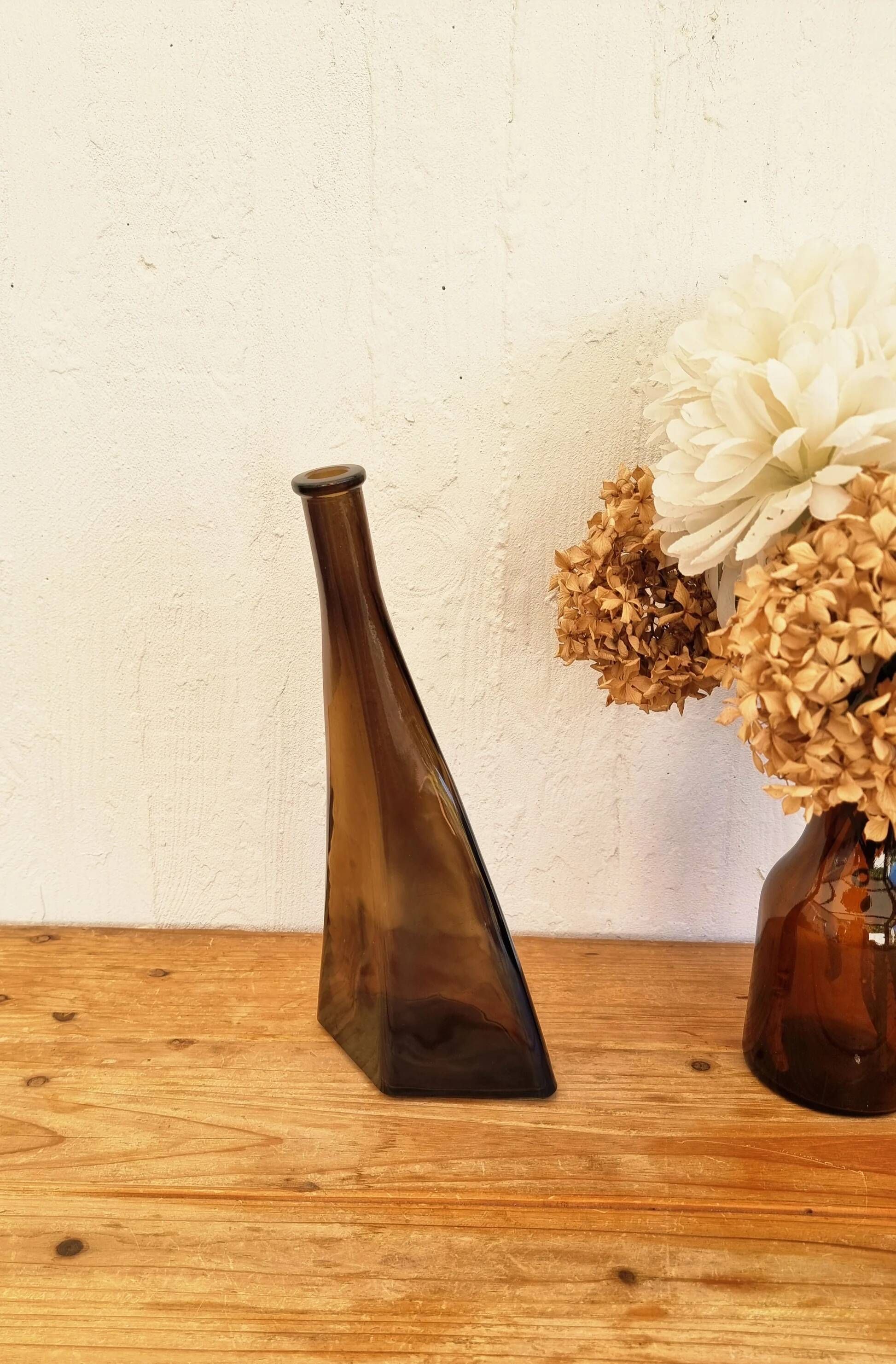 Vintage decorative bottle Paco O Frey in smoked glass from the 1970s.