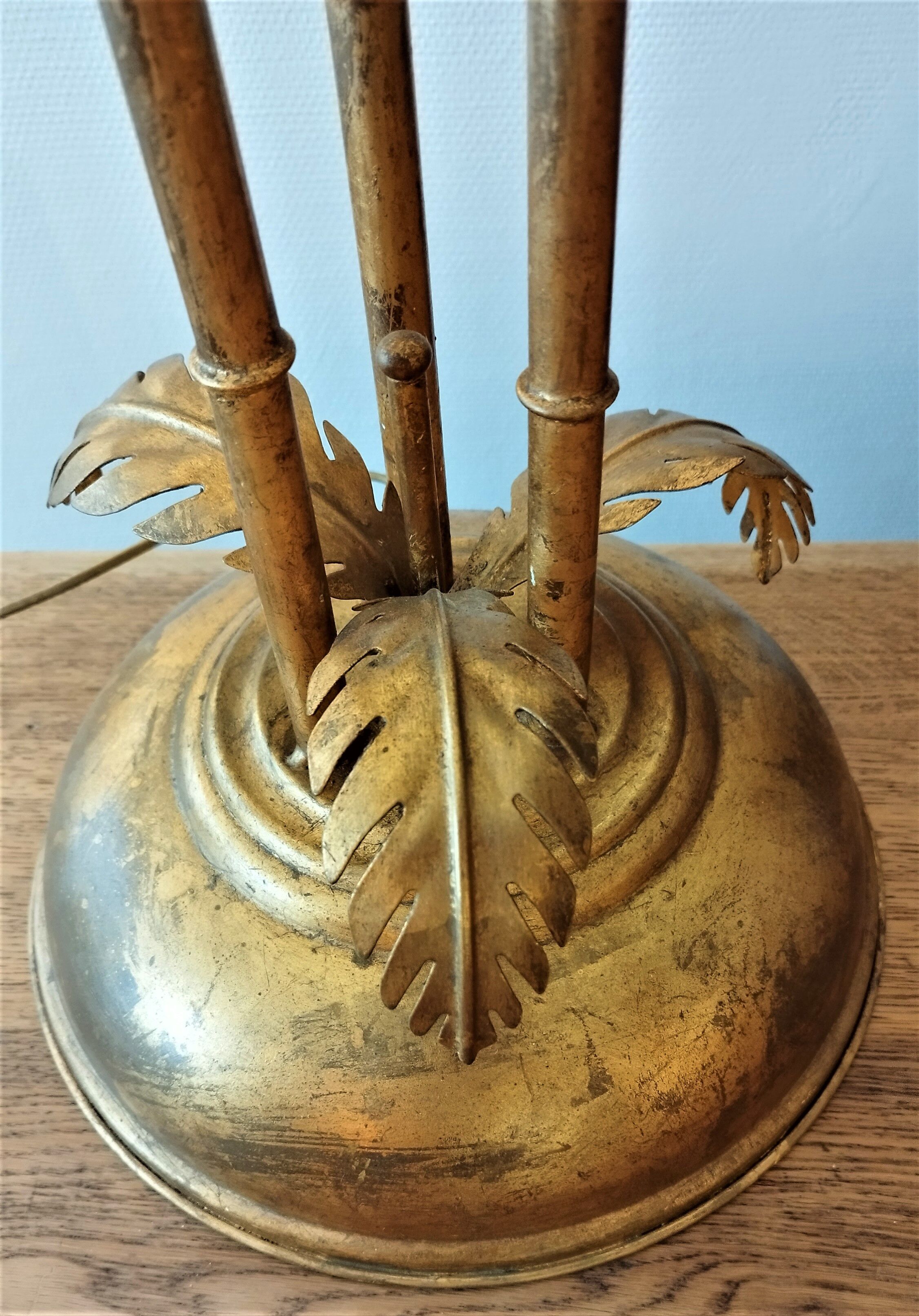 3-globe gilded metal floor lamp