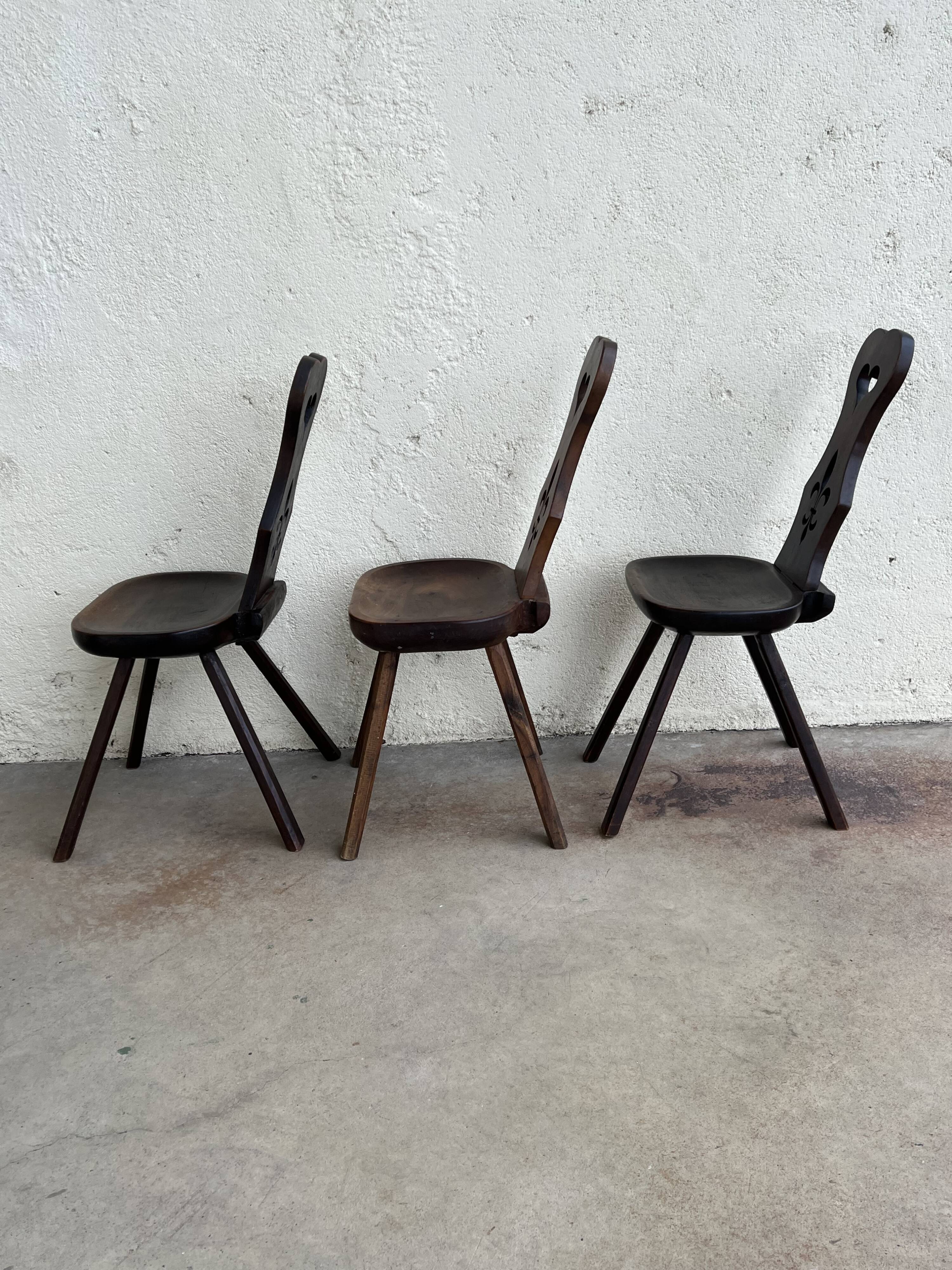 Chaises brutaliste