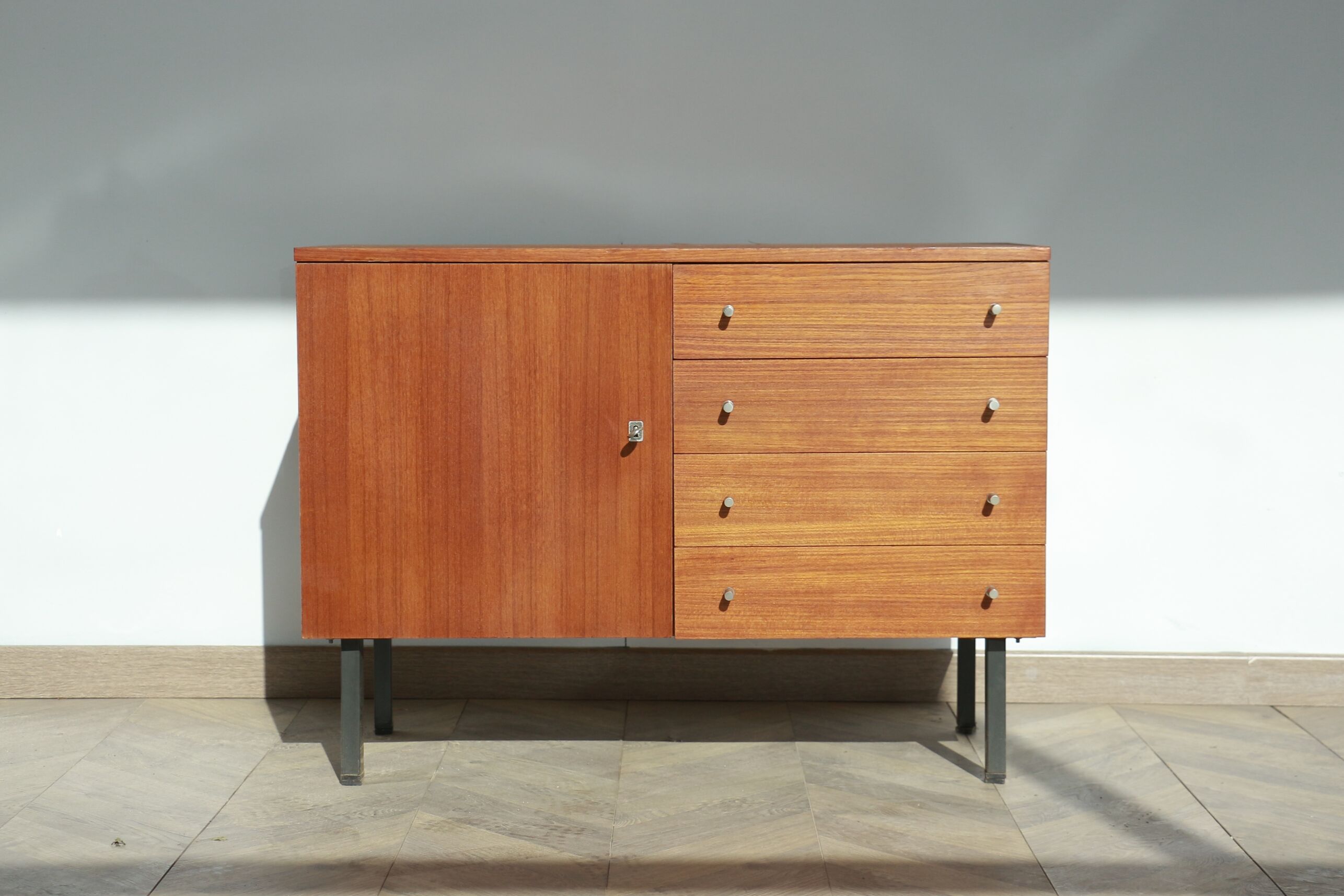 Commode / Scandinavian sideboard - Extra furniture - 4 drawers 1 door