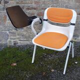 Dorsal tablet chair by E Ambasz and G Piretti 1990
