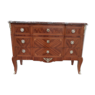 Commode style transition