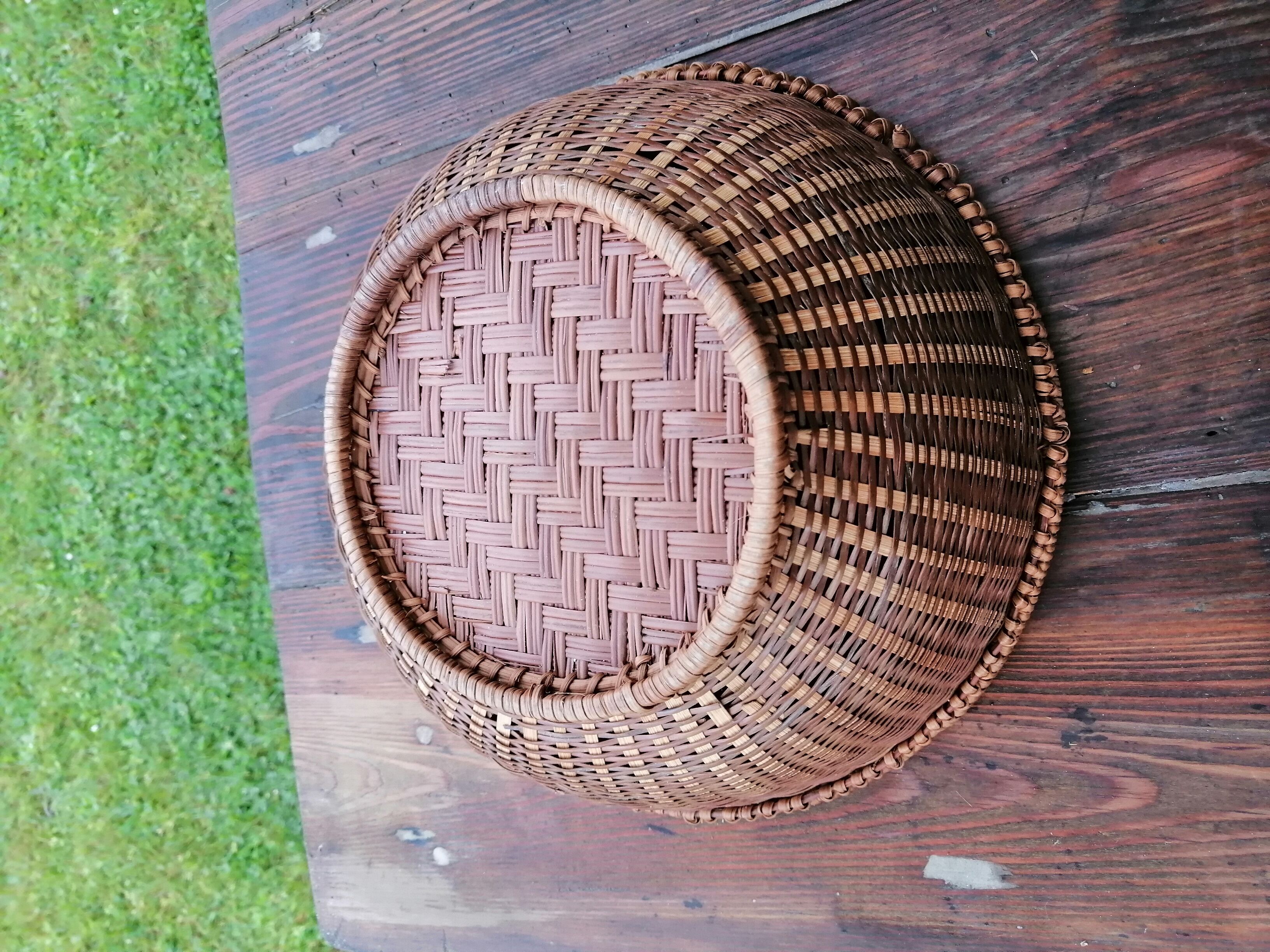 Wicker fruit basket