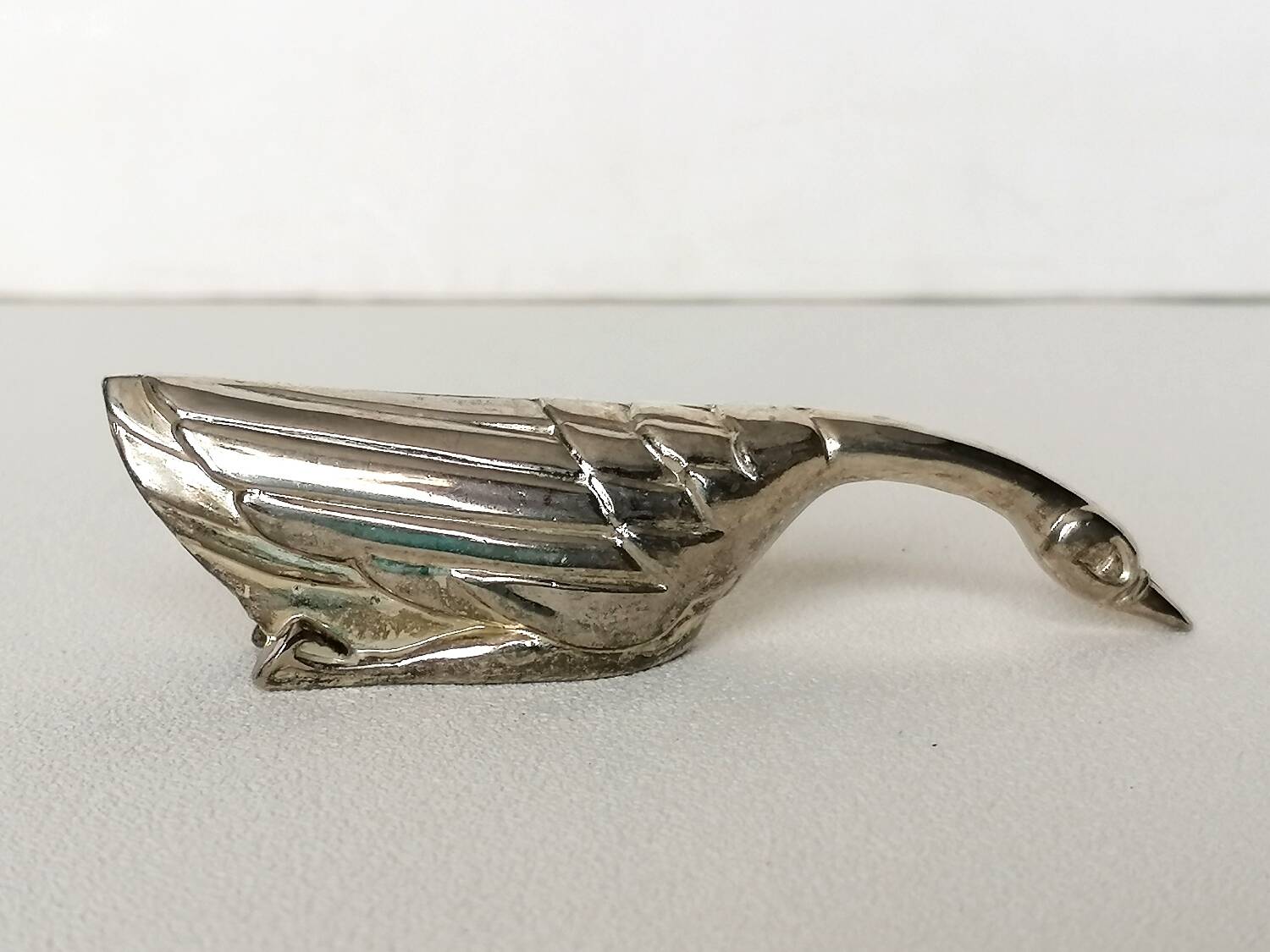 6 silver metal zoomorphic knife holders