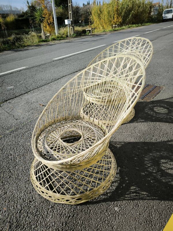 Paire de gros fauteuils de jardin