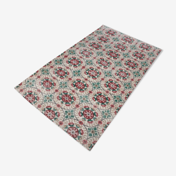 Green floral vintage rug 200x119cm