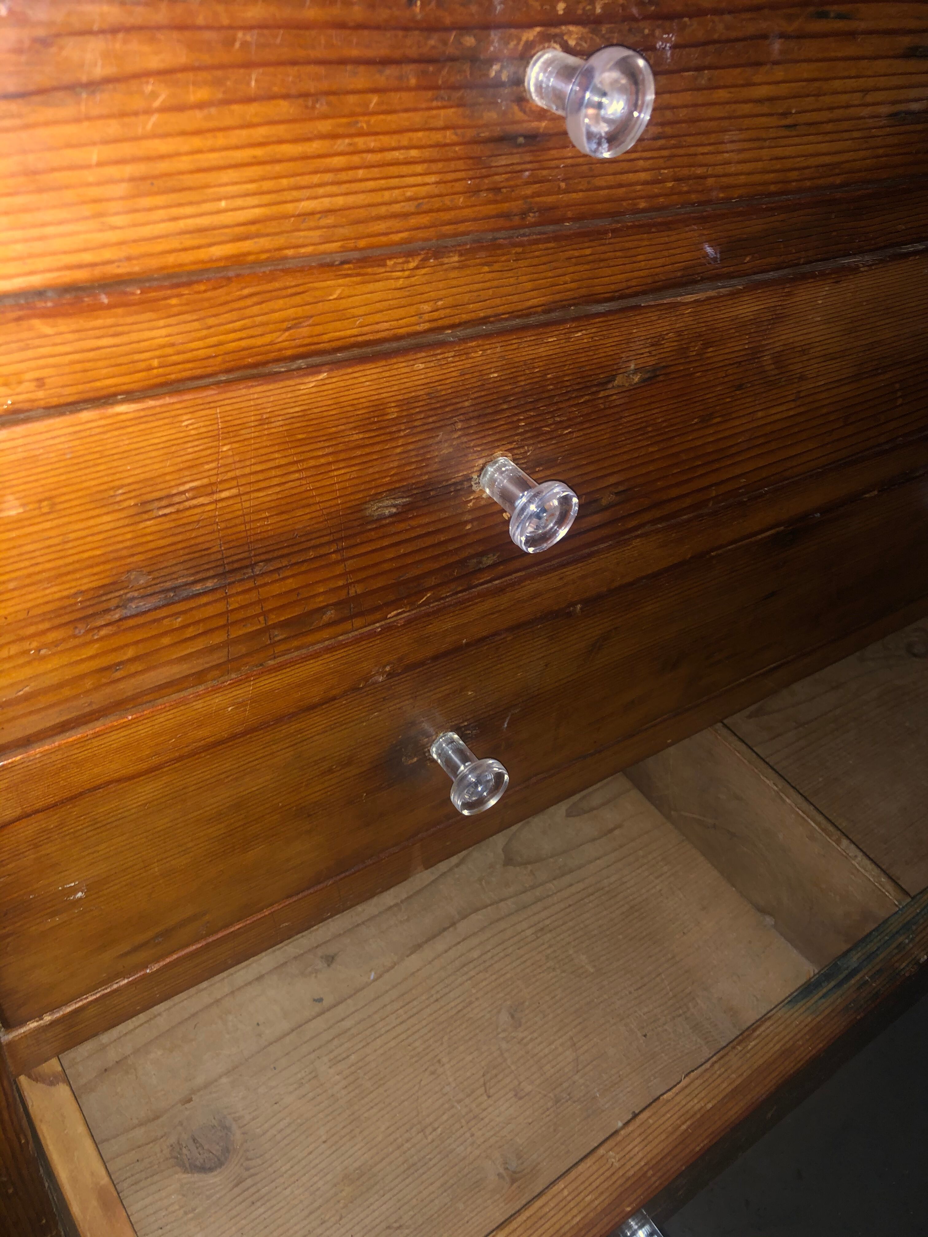 Furniture from craft to drawers