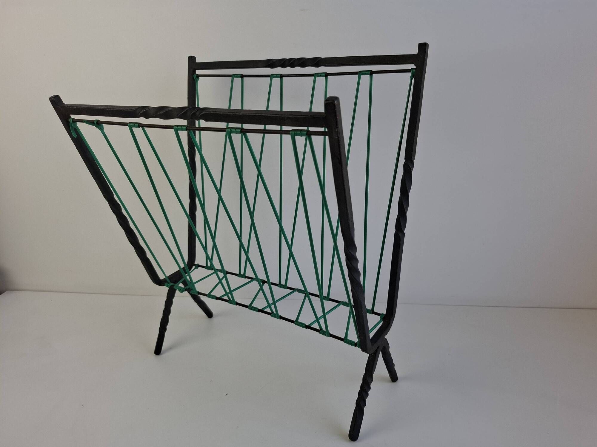 1960 Czechoslovakian Mid-Century Magazine Rack with Green Wire