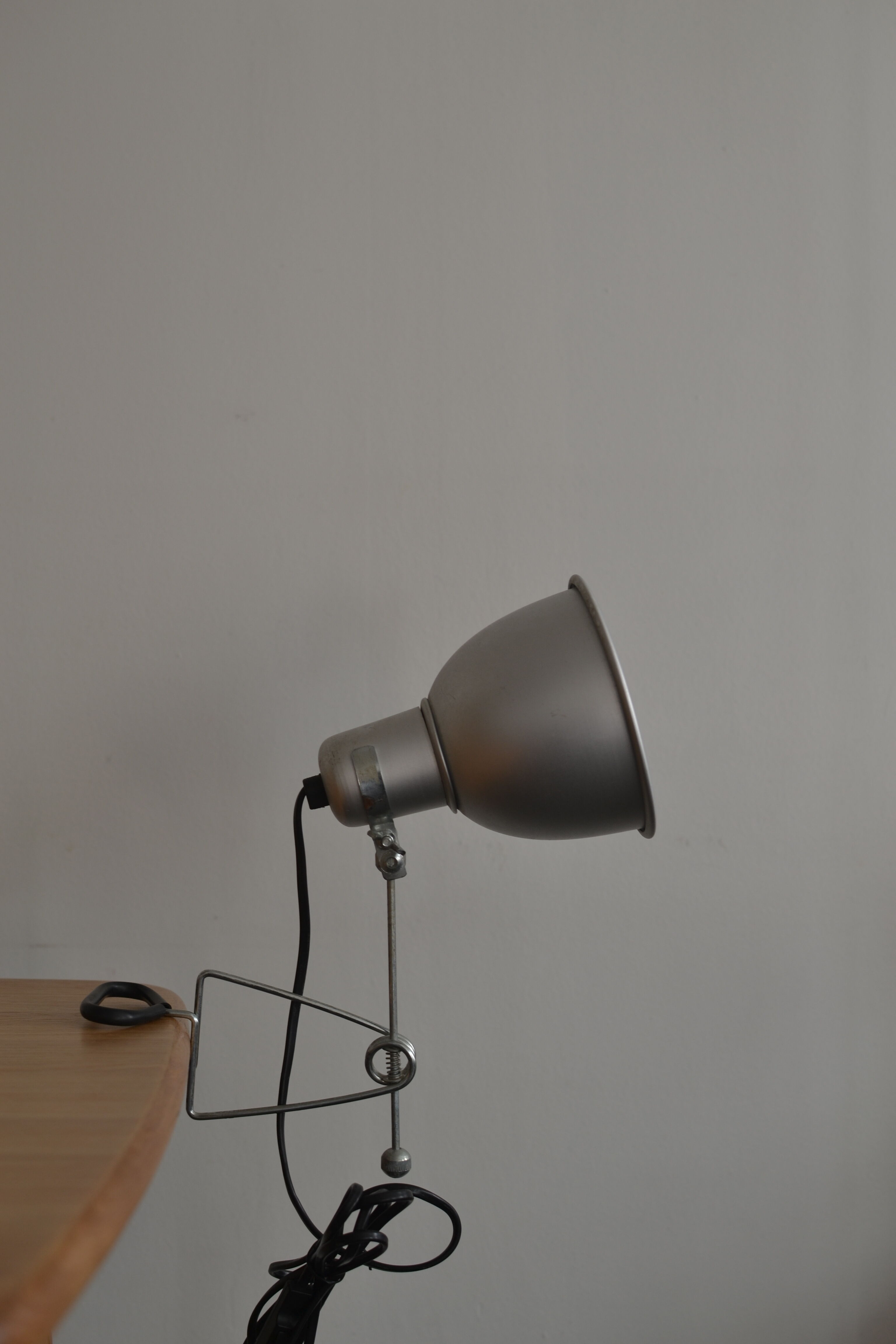 Lampe industrielle à pinces