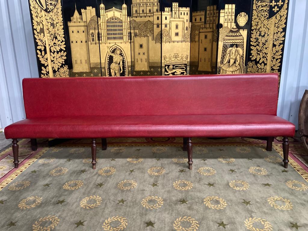 Bistro bench - red skaï brasserie 1900