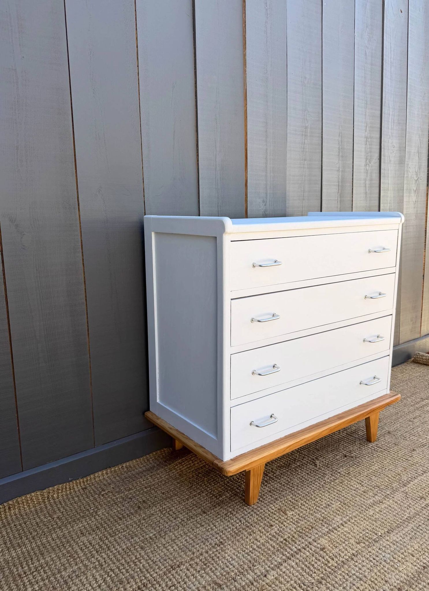 Compass leg chest of drawers