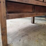 Workbench with drawers