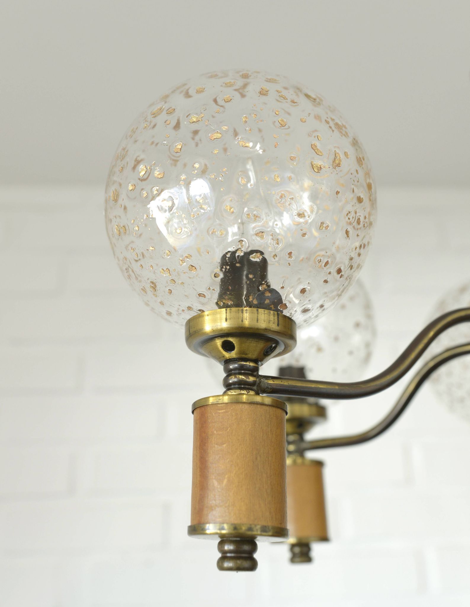 Suspension vintage en laiton, élégante et rustique, style colonial
