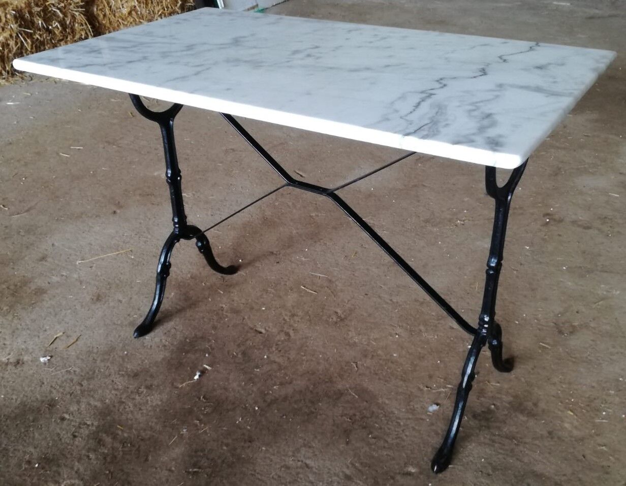 1900 bistro table in carrara marble and cast iron footing