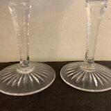 Paire de verres à pied en cristal taillé
