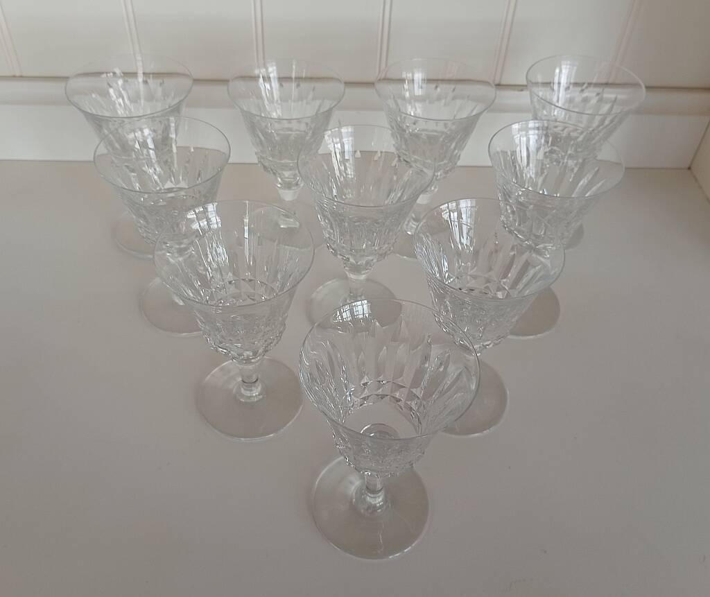 Set of 10 Baccarat Piccadilly Cut Crystal White Wine / Port Glasses