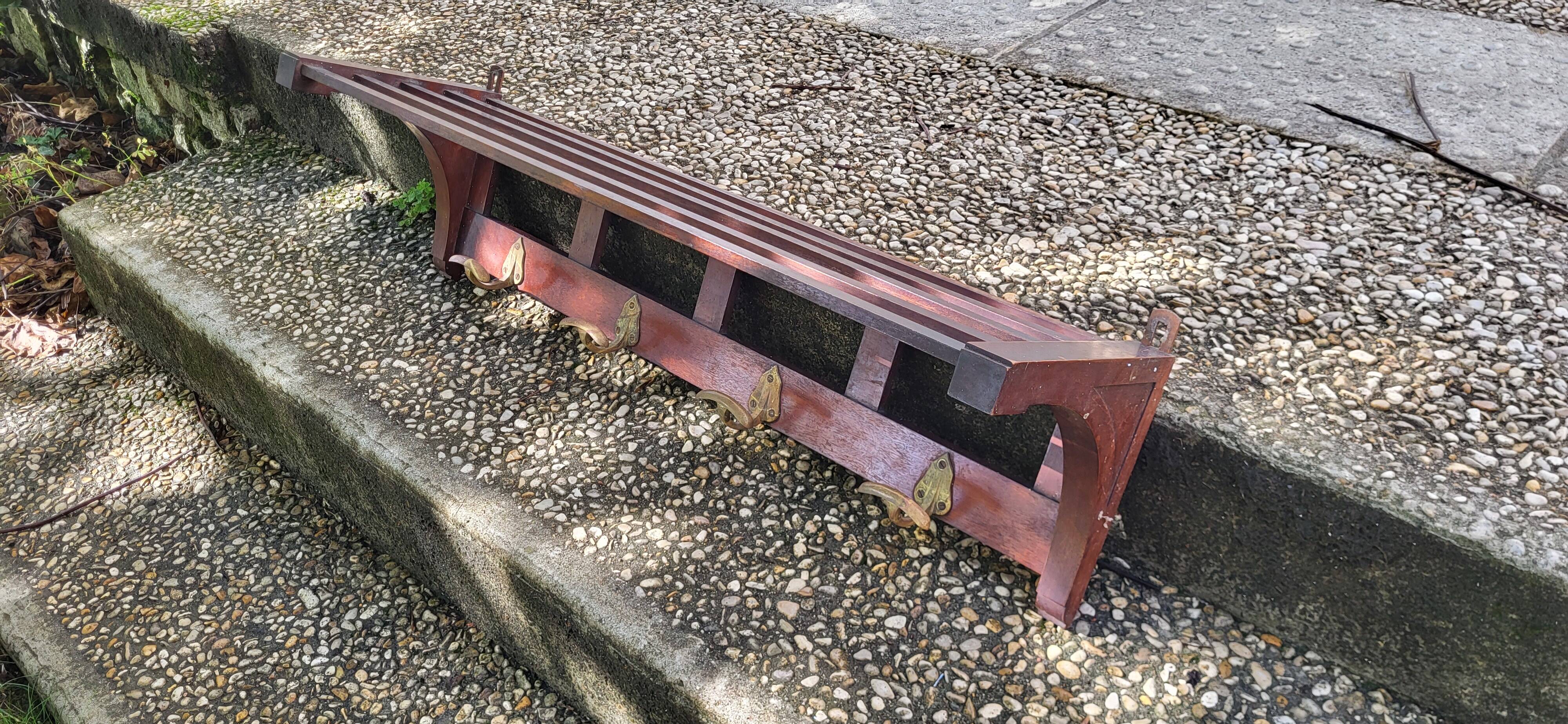 Entrance hall, coat rack