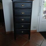 Chiffonnier en bois peint en noir