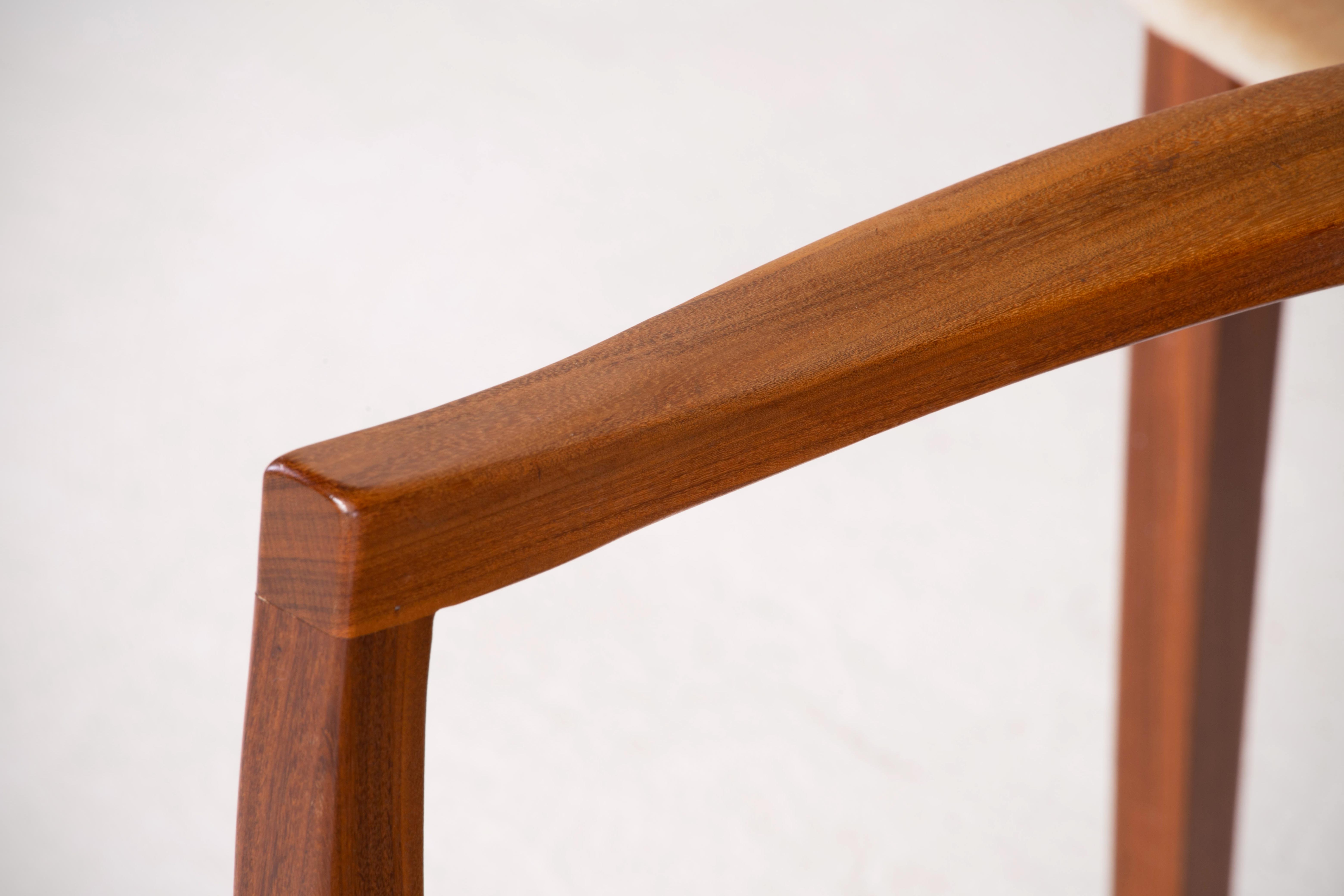 Série de 6 chaises scandinaves vintage