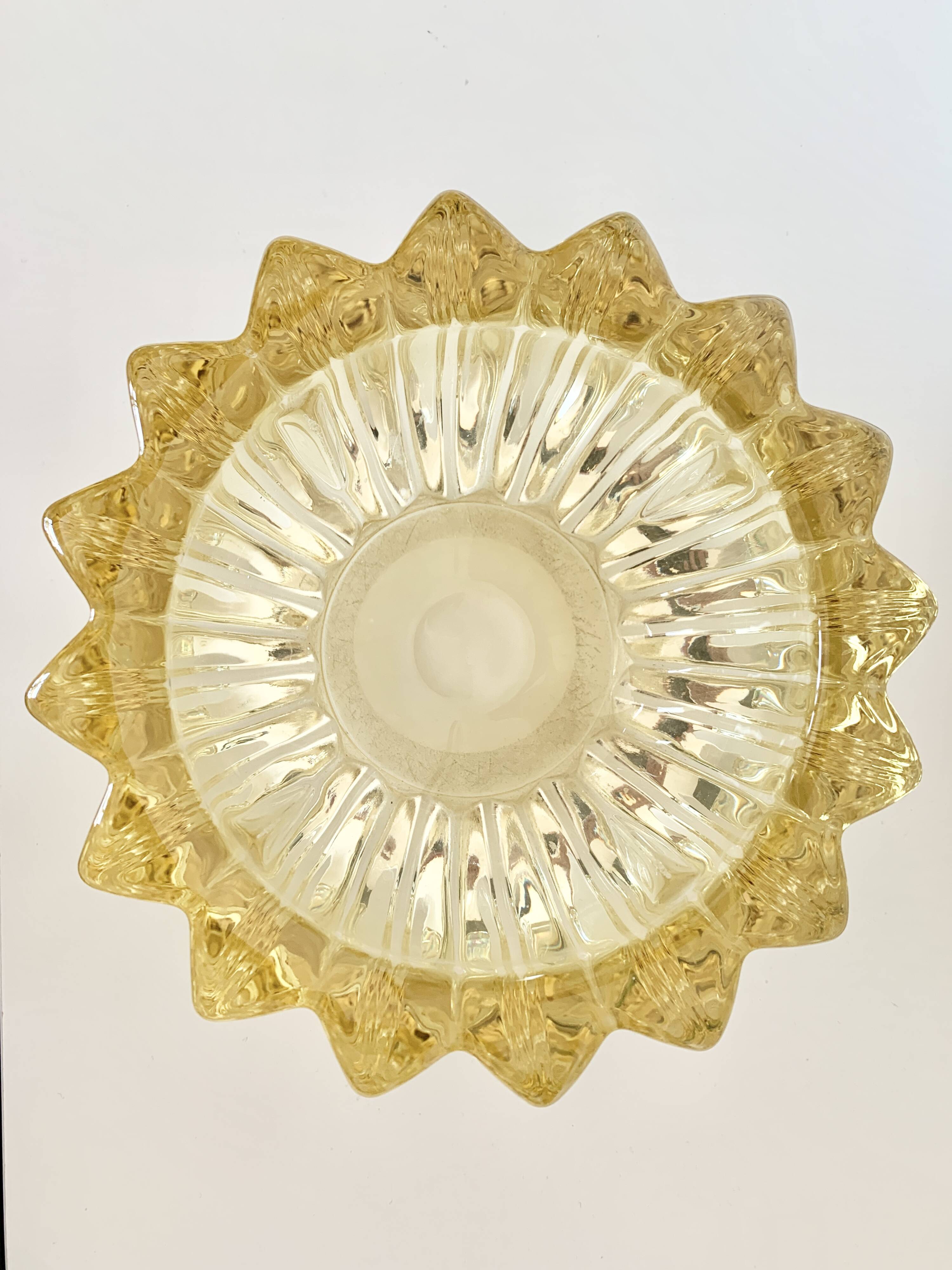 Coupe - vide-poches en verre de Pierre d’Avesn