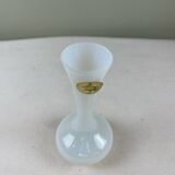 Antique opaline soliflore