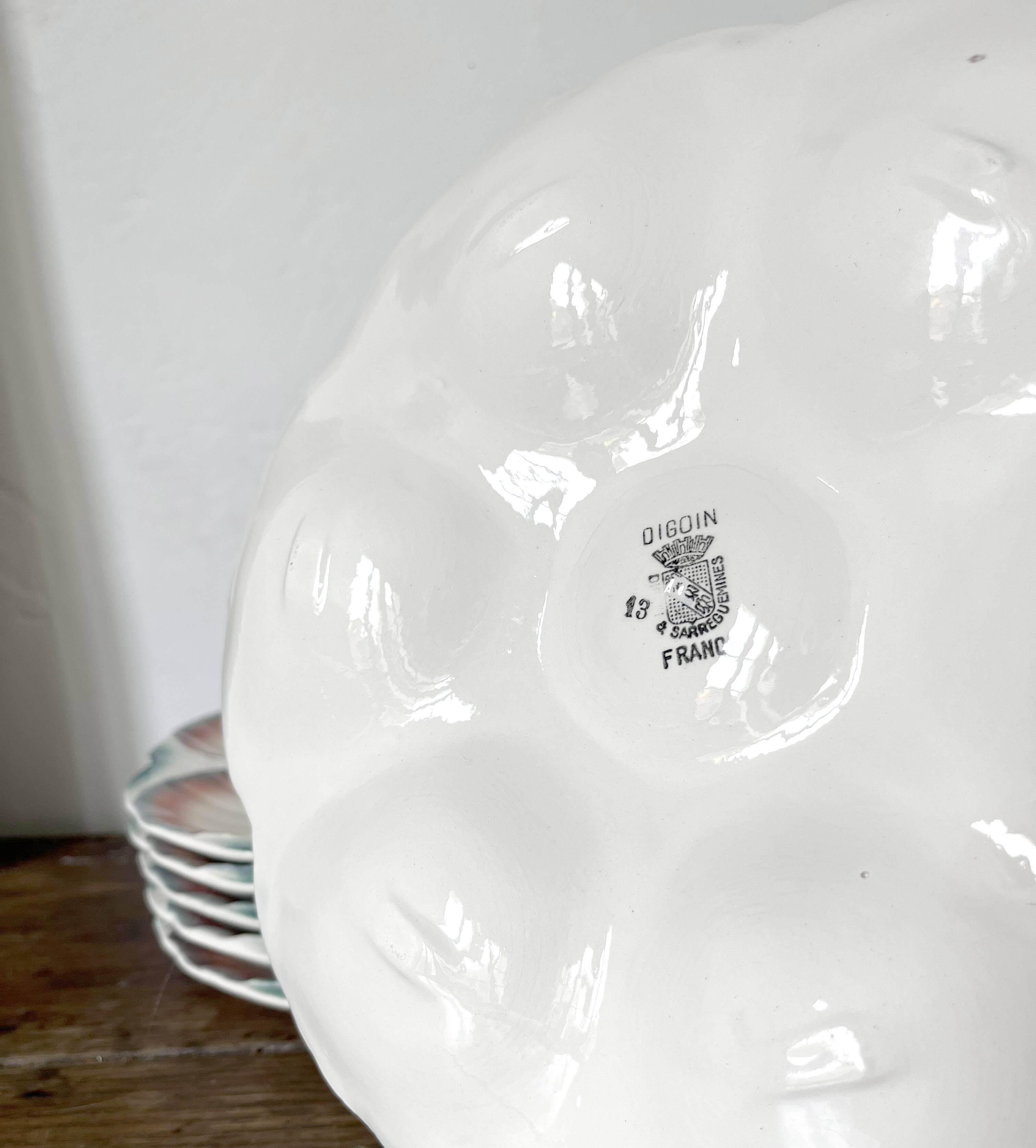 Majolica oyster plates, Digoin & Sarreguemines