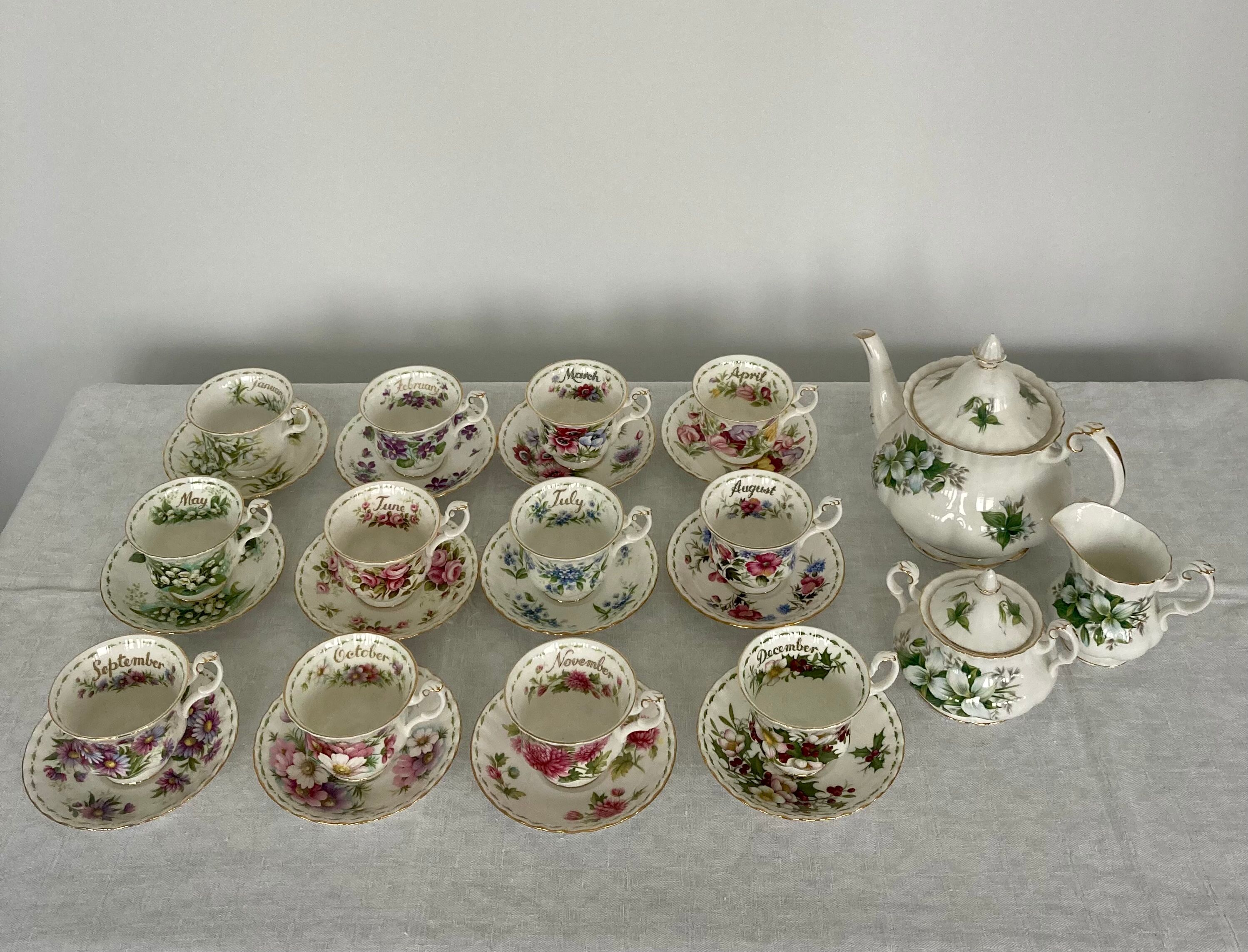 Tea set “the months” Royal Albert 27 pieces