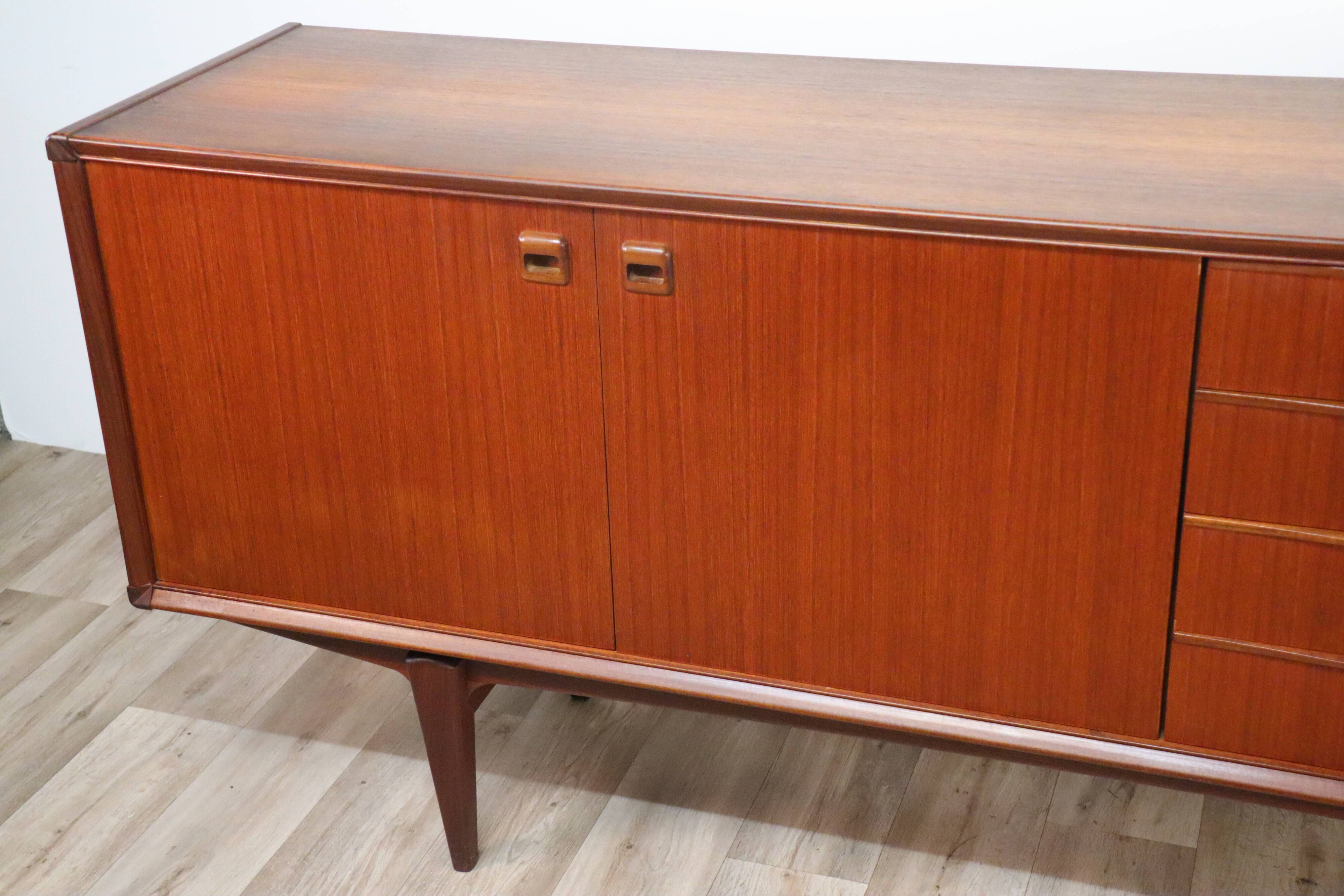 Scandinavian row in solid teak 1960