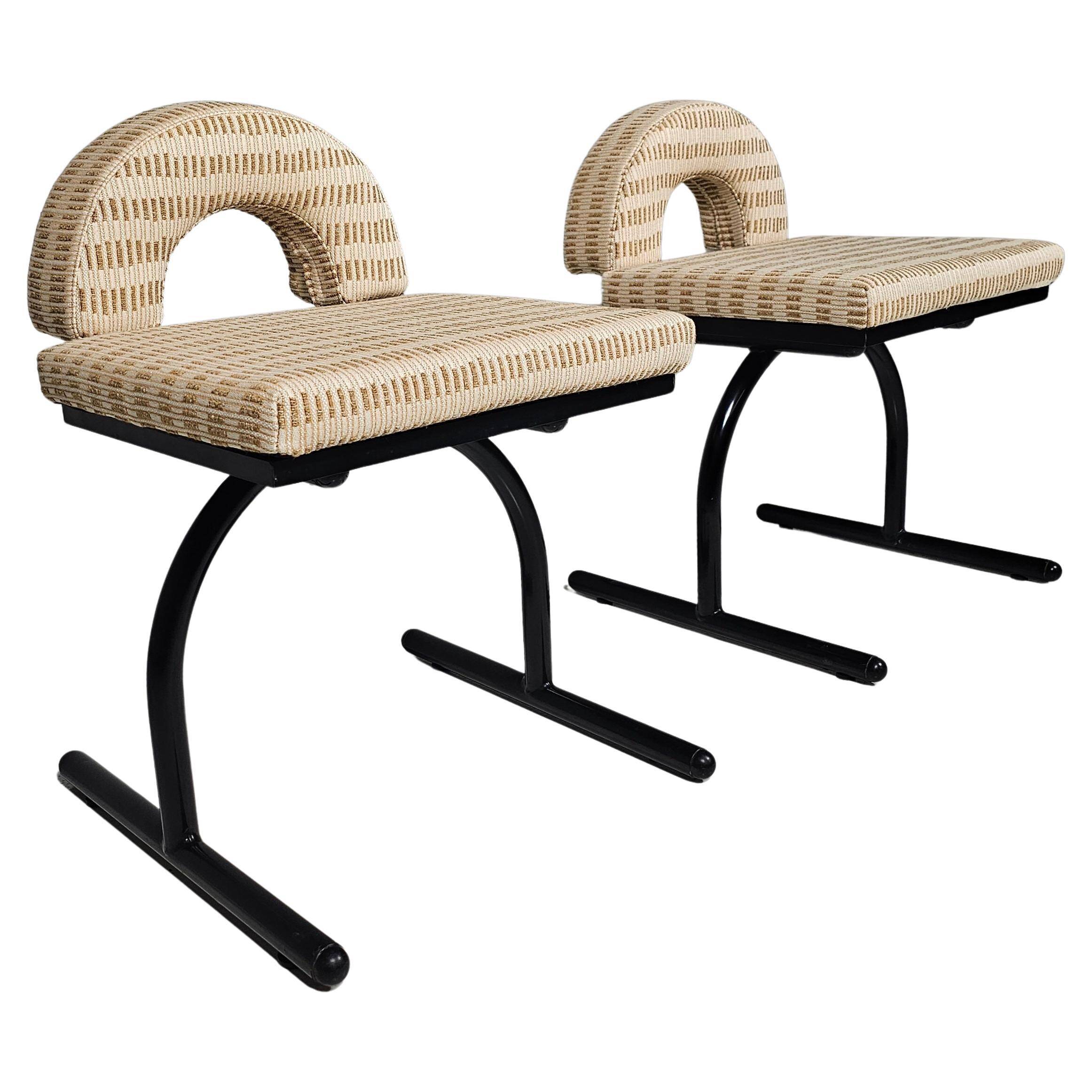 Set of 2 chairs, Italy 1980s.