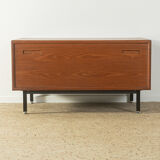 1960s Dresser
