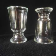 Deux verres à liqueur de bistrot