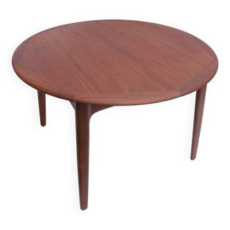 Table scandinave en teck ronde et avec rallonges Svend Aage Madsen