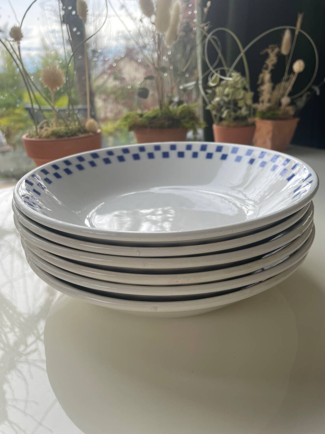 6 “checkerboard” soup plates Moulin des Loups