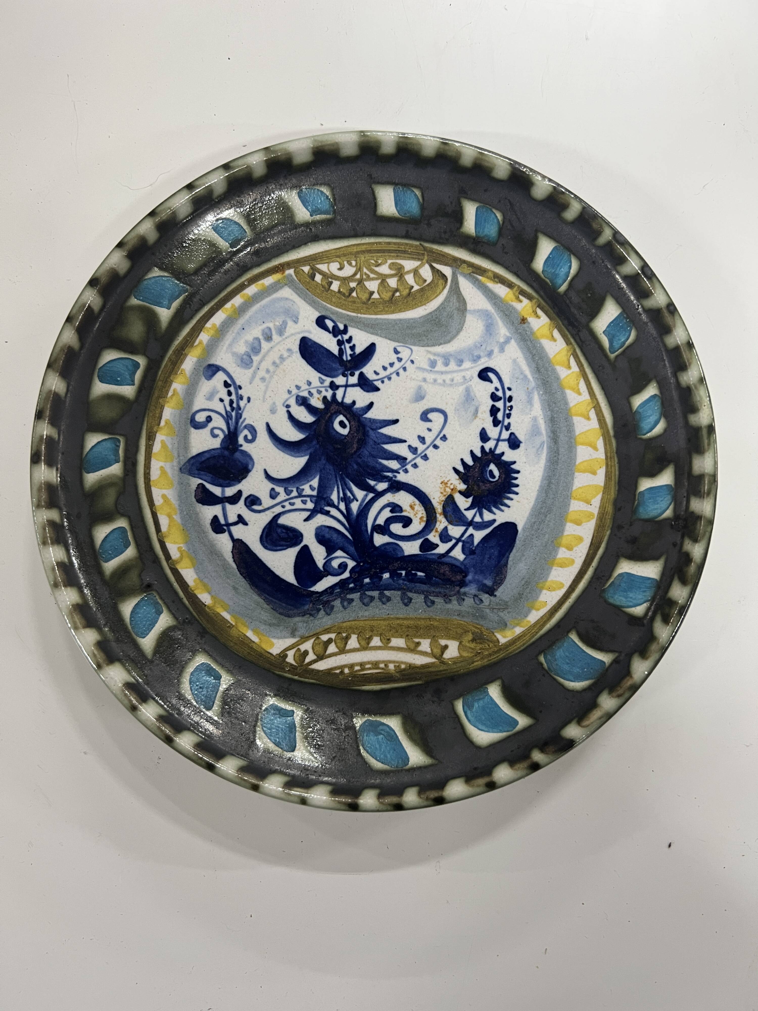 Old decorative plate in Ceramic Keraluc de Quimper
