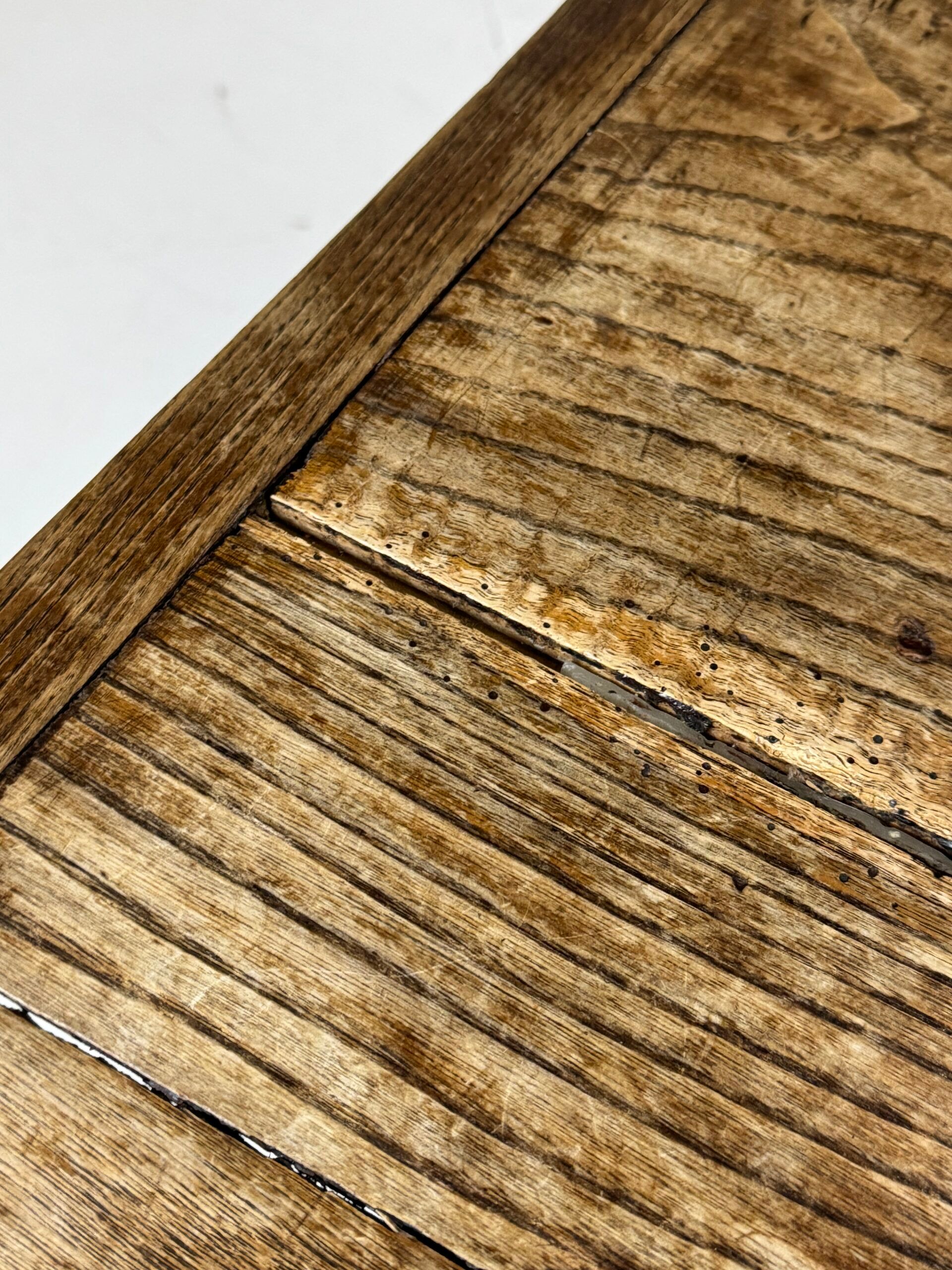 Table basse espagnole du XVIIIe siècle
