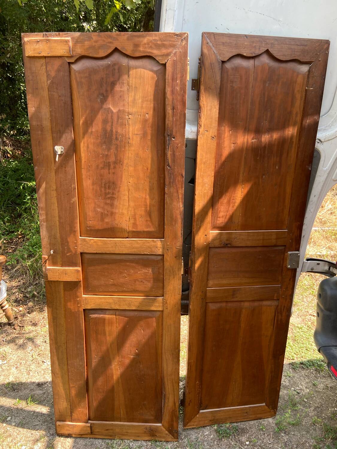 Pair of Empire-style doors in solid wood