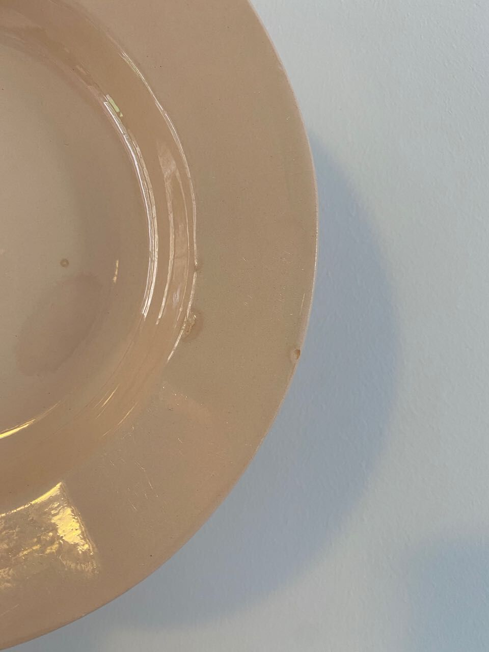 Service of powder pink hollow plates