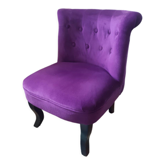 Purpled upholstered toad armchair