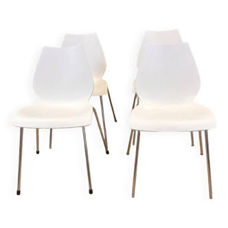 Ensemble de 4 chaises Maui blanches par Magistretti pour Kartell années 2000 Italie