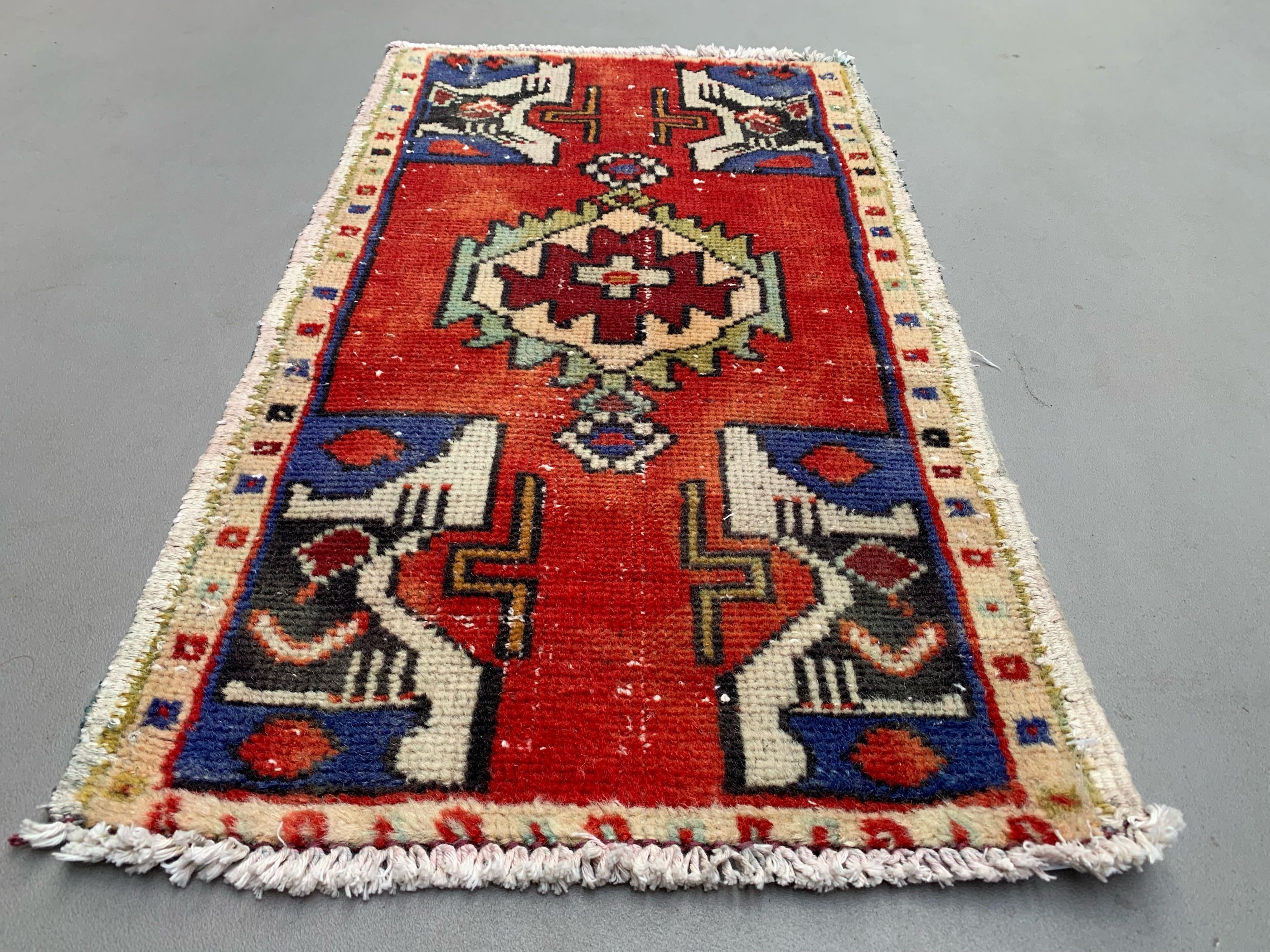 Small Vintage Turkish Rug 85x45 cm, Short Runner, Tribal, Shabby Chic