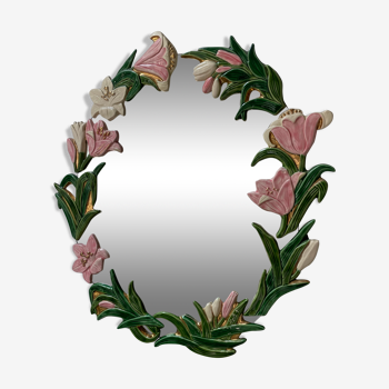 Oval ceramic mirror with flowers